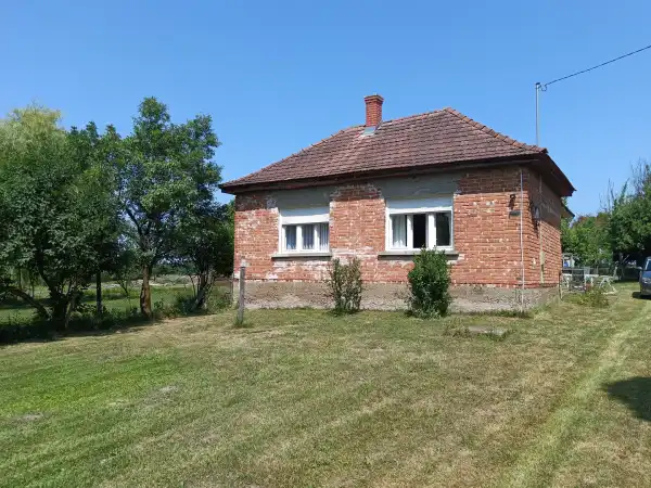 Eladó családi ház, Páka 2 szoba 80 m² 17.13 M Ft